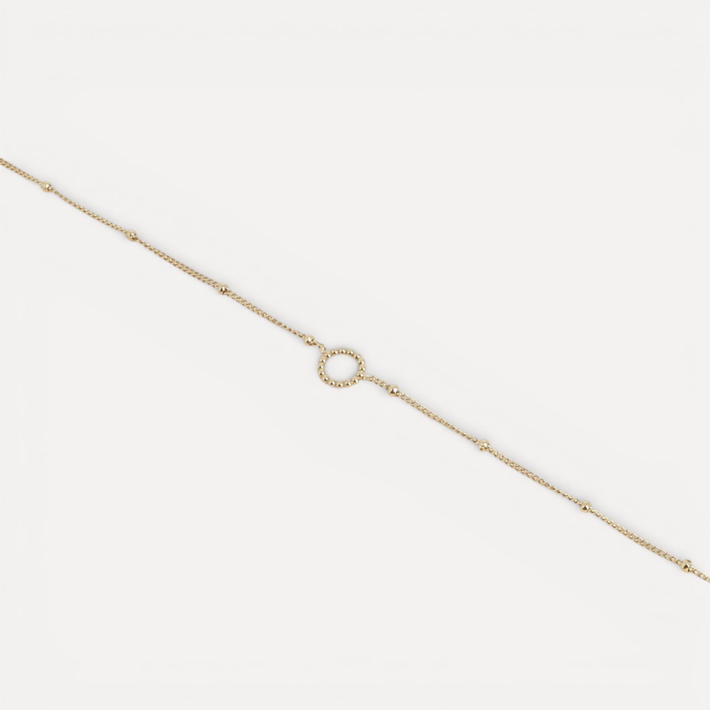 Bracelet chaîne boules et cercle milgrain vue de détail